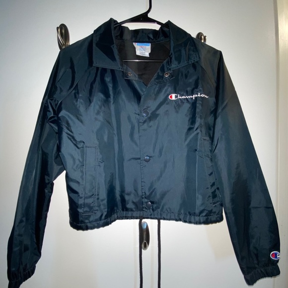 champion cropped windbreaker